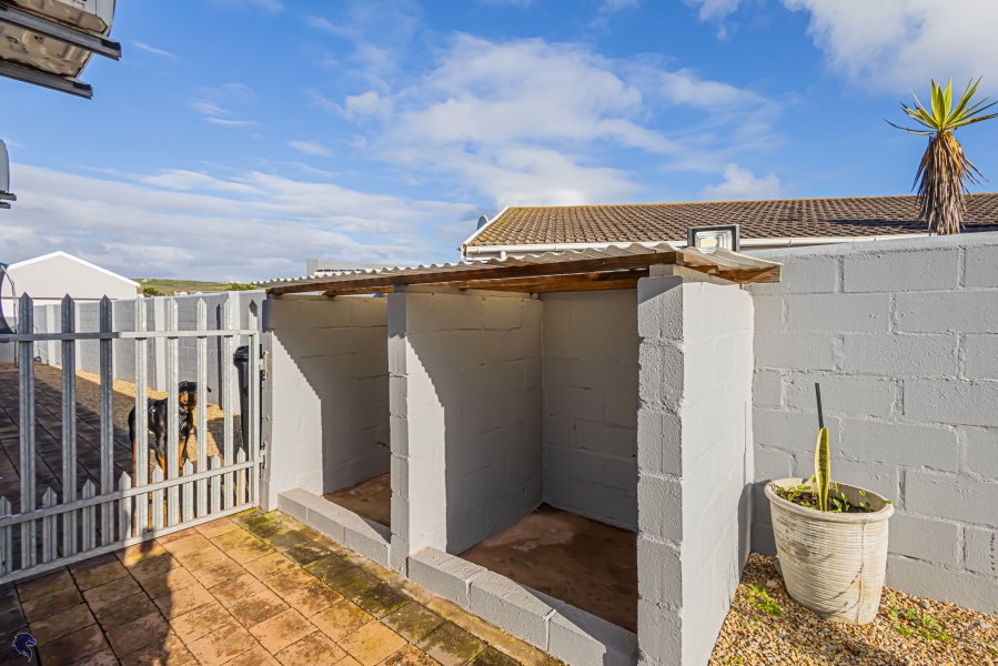 3 Bedroom Property for Sale in Country Club Western Cape